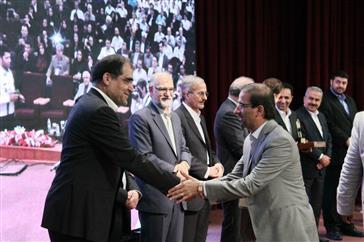 احراز رتبه اول مرکز آموزشی درمانی تحقیقاتی امام تحقیقاتی امام رضا (ع ) را به عنوان بیمارستان برتر 724