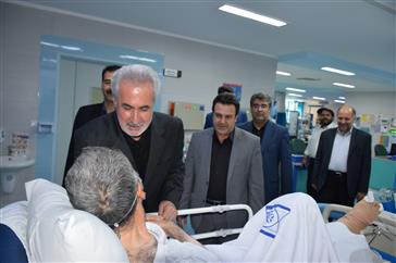 عیادت پورمحمدی استاندار از هادی بحجت تبریزی 