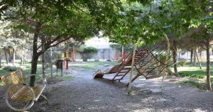 اهدای تجهیزات ورزشی پارکی به بیمارستان امام رضا(ع)