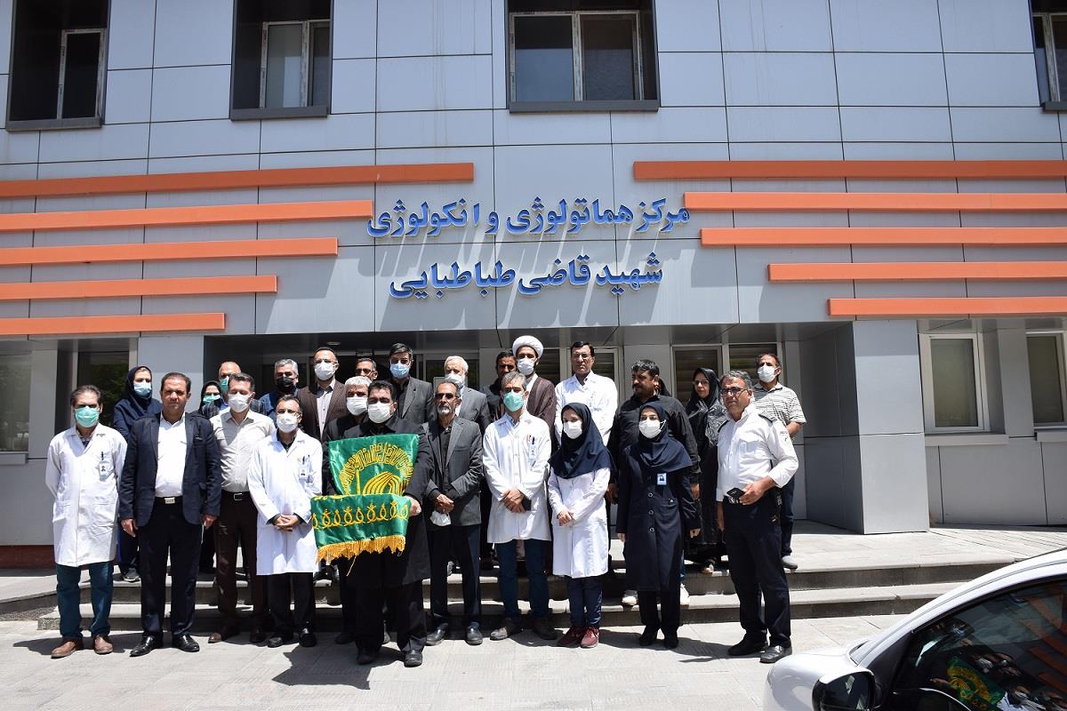 آیین اهداء پرچم متبرک بارگاه ثامن الحجج حضرت علی بن موسی الرضا (ع)