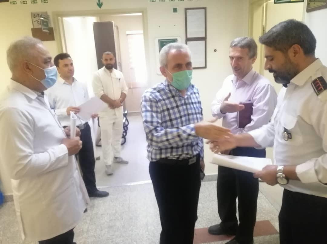 آمادگی برای اجرای مانور آتش نشانی در بیمارستان امام رضا(ع)