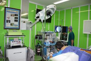 پروفسور آقا محمدی از خدمات بخش درد بیمارستان امام رضا(ع) تبریز می گوید: