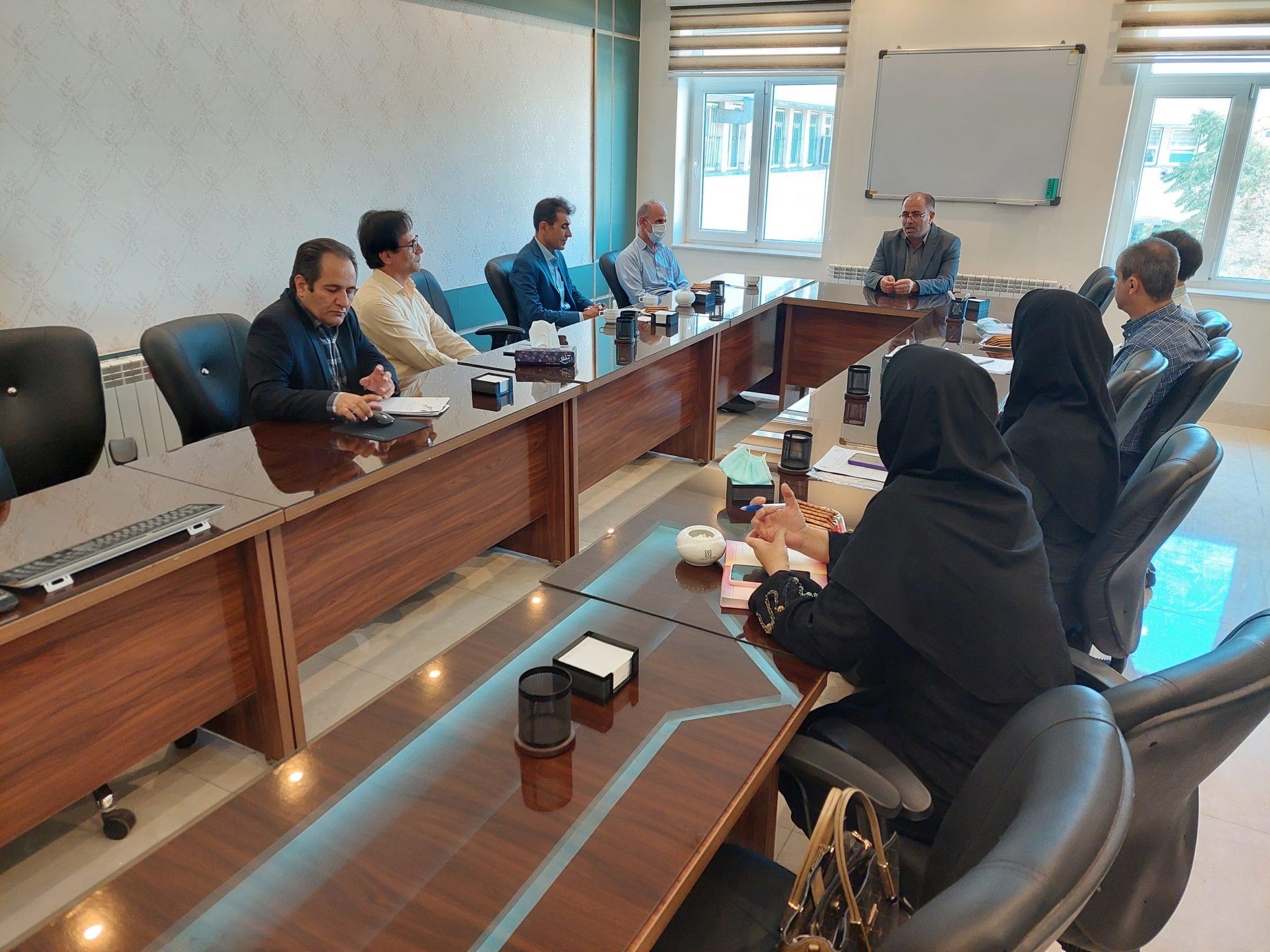 عقد تفاهم نامه گسترش همکاریهای آموزشی و پژوهشی با مراکز تحقیقاتی