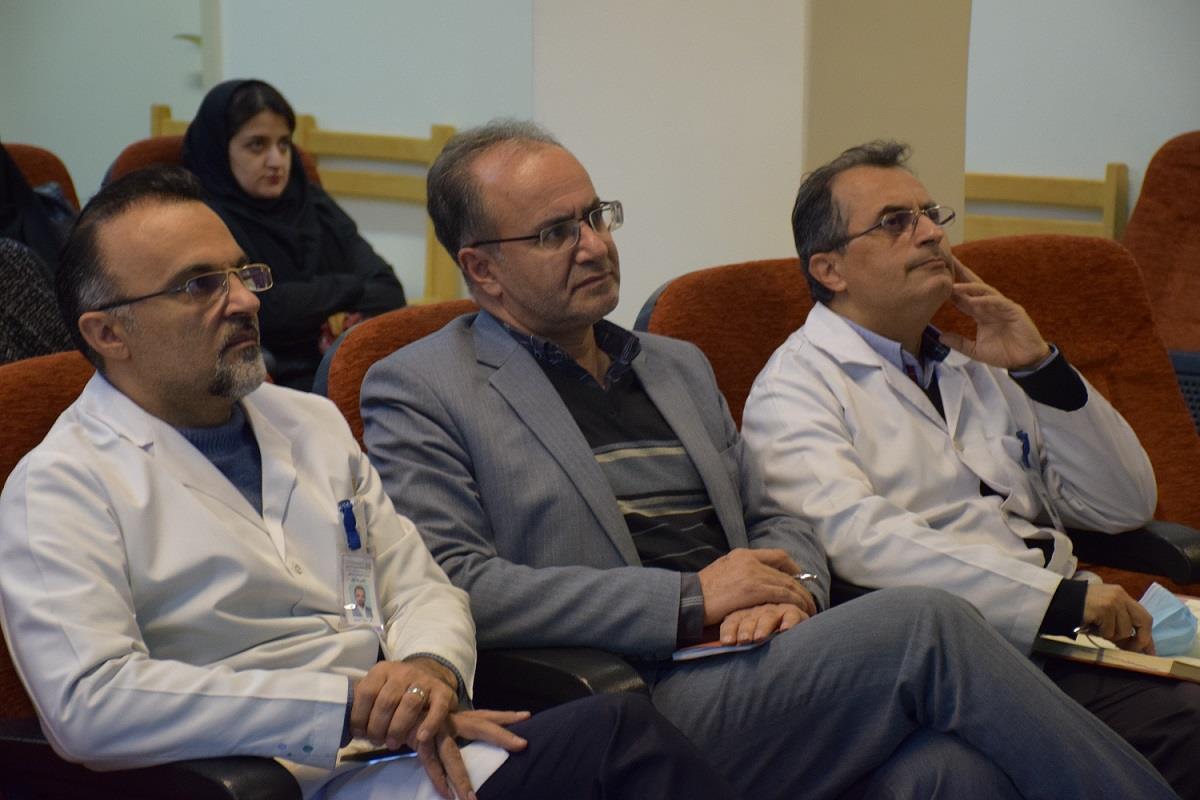 دکتر جنتی در اولین جلسه کارگروه تحقیق و توسعه دانشگاه علوم پزشکی تبریز گفت: