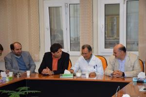 حضوردکتر سید محمد حسین جوادی رئیس اداره مددکاری اجتماعی وزارت بهداشت در بیمارستان امام رضا(ع) تبریز