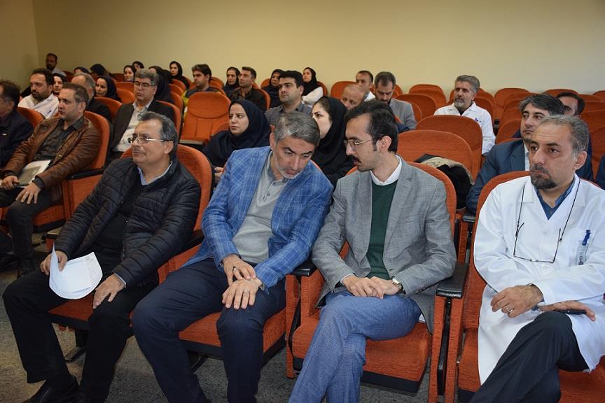 در جلسه برنامه نظارت جامع دانشگاه علوم پزشکی تبریز در بیمارستان امام رضا (ع) مطرح شد: