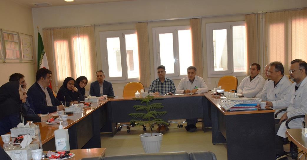 با حضور کارشناسان بیمه تامین اجتماعی استان بررسی شد؛