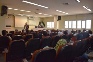 مهارت‌های ارتباطی به ما کمک می‌کنند که تعامل بهتری در محیط کار داشته باشیم