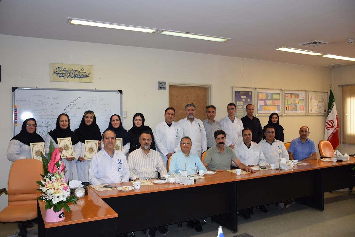 پنجم شهریورماه روز داروساز گرامی باد