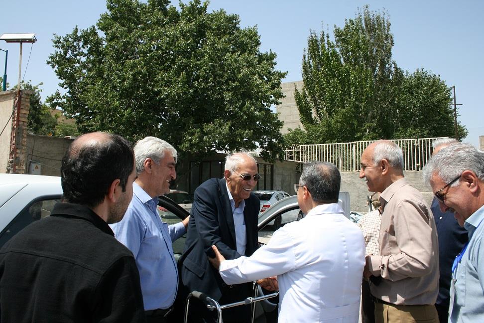 راهیست راه عشق که هیچش کناره نیست