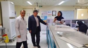 بازدید رئیس دانشگاه از بیمارستان امام رضا در یک روز تعطیل