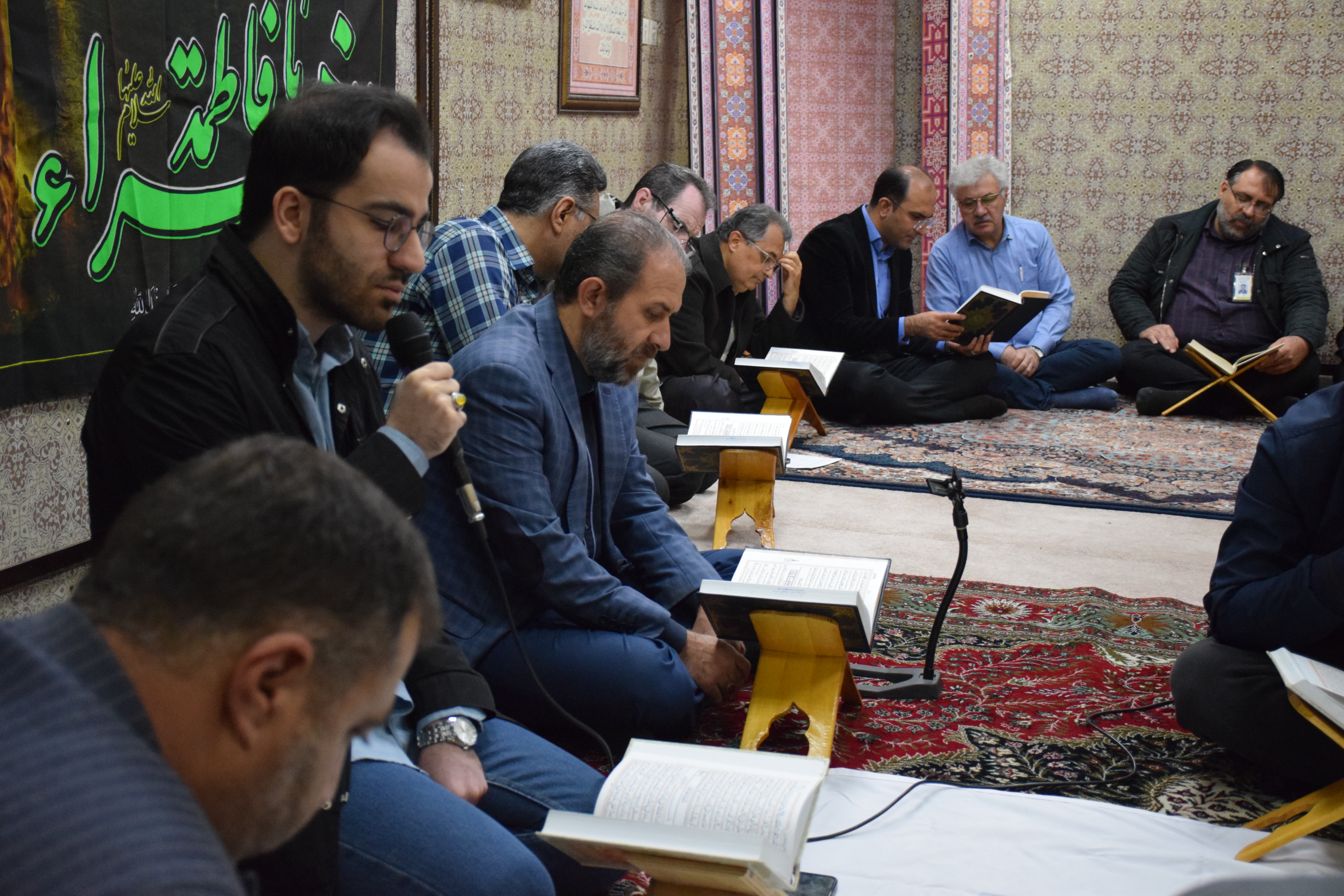 به مناسبت ایام فاطمیه و هفته قرآن و عترت (ع) برگزار شد؛