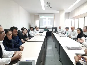 برگزاری جلسه بررسی علل ریشه‌ای (RCA) خطای سقوط بیمار در مرکز آموزشی درمانی امام رضا (ع)