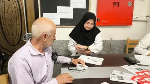برپایی میز غربالگری فشار خون و پایش شاخص توده بدنی به مناسبت روز جهانی فشار خون در مرکز آموزشی درمانی امام رضا (ع)
