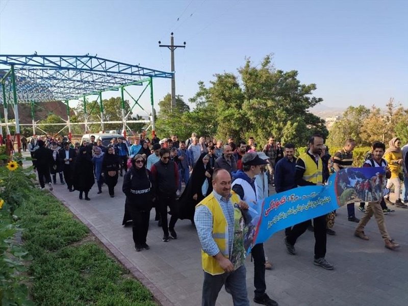 همایش کوه روی خانوادگی در محل تفرجگاه عینالی