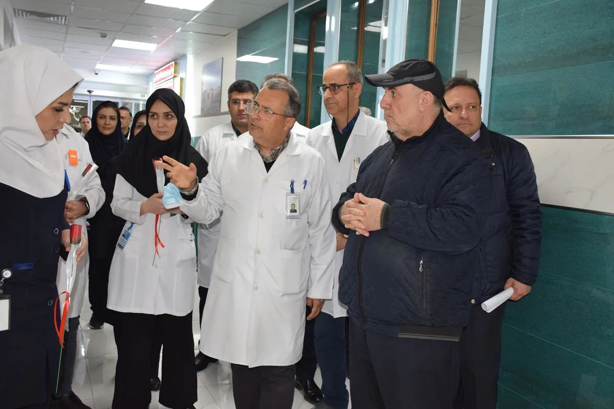 تقدیر از کادر مرکز بیماران سرطانی در ششمین روز از هفته ملی مبارزه با سرطان
